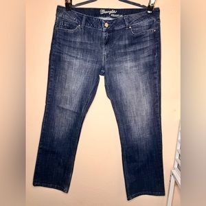 Wrangler Straight Leg Jeans